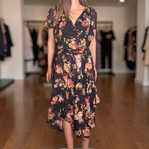 DKNY Black Floral High Low Chiffon Dress Size 16 Flutter Sleeve